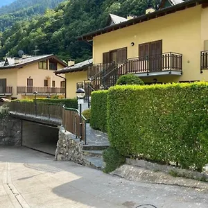 Appartamento Con Giardino E Vista Sulla Valmalenco, Torre di Santa Maria